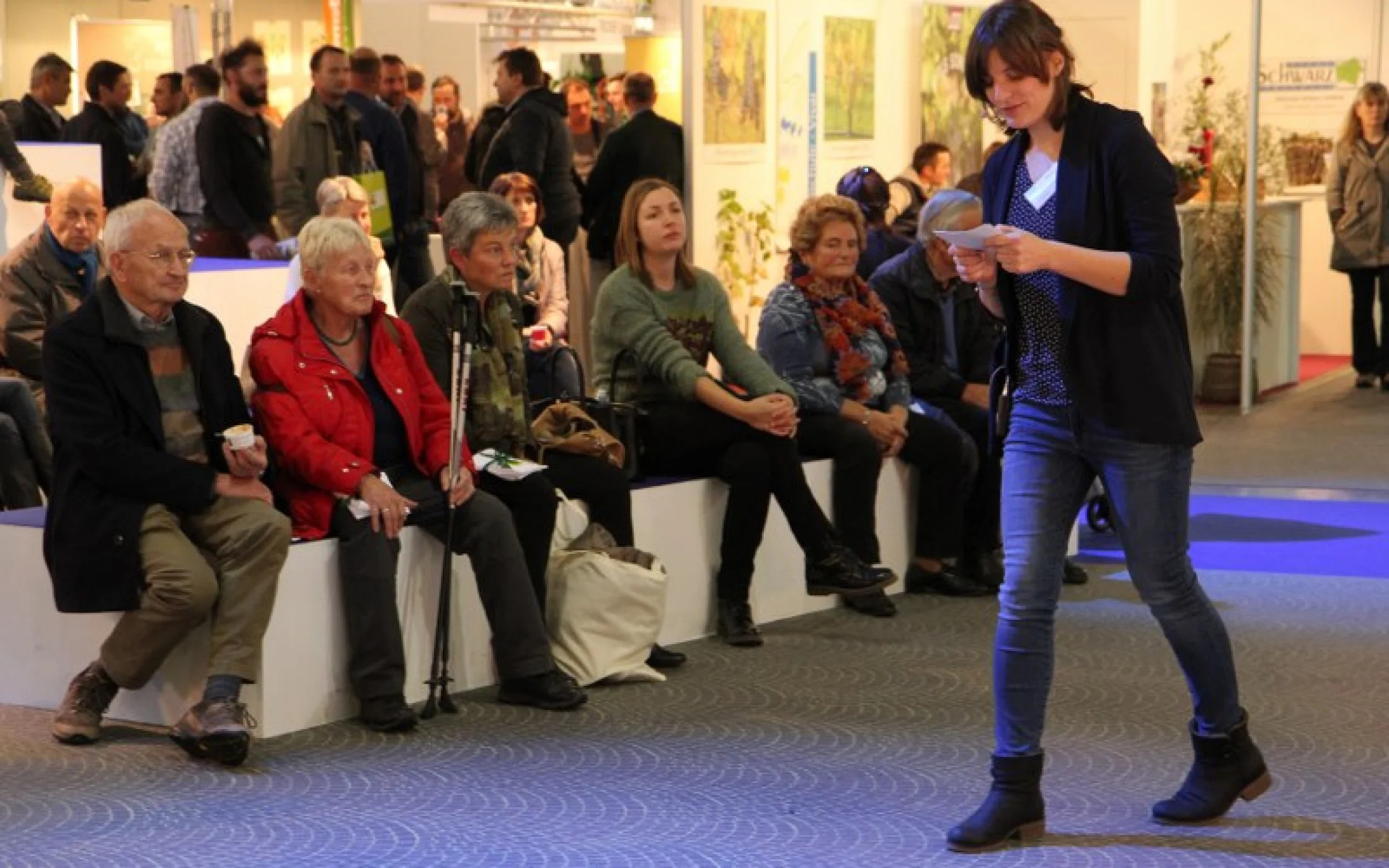 Agrialp 20171124 Aktionsbhne Adventkranz 86_800x533.JPG